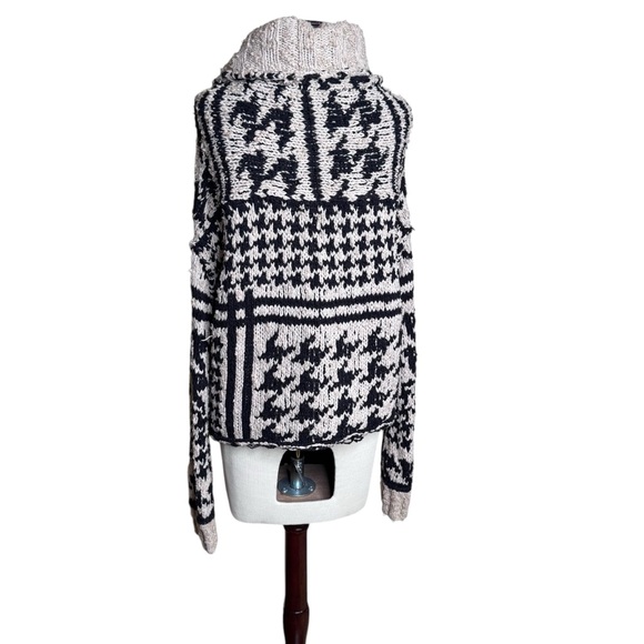 Free People Black Tan Houndstooth Girls Will Be Boys Shawl Collar Cardigan Small - Picture 13 of 15